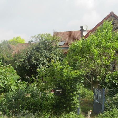 Oniros Bed and Breakfast Neuffontaines Eksteriør billede